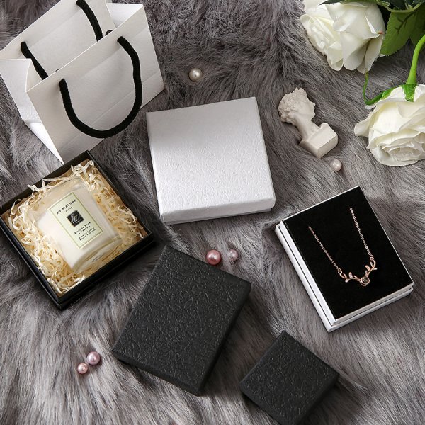 Solid Color Jewelry Box Packaging